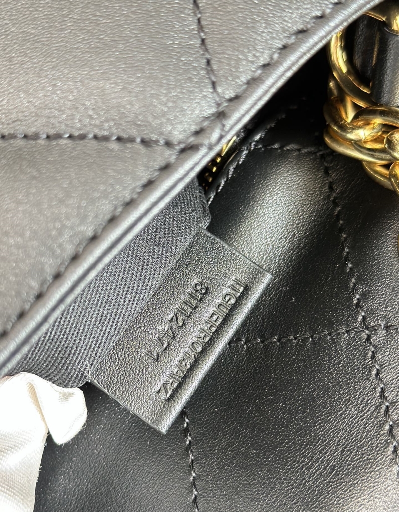 Bv*b*rry satchel bags